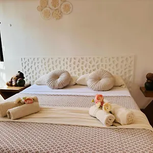 Apartment Paraiso, Callao Salvaje
